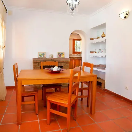 Vicent By Interhome *