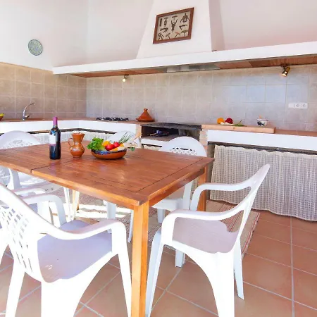 Vicent By Interhome Casa vacanze